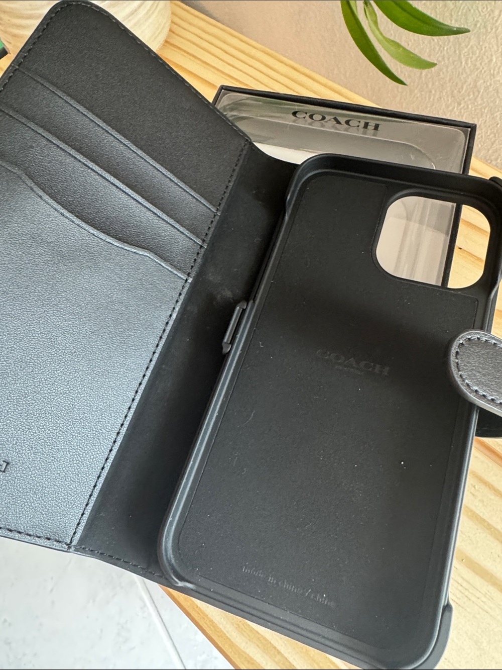Coach Charcoal and Black Signature Canvas Phone Folio IPhone 13 Pro Max - Picture 2 of 7